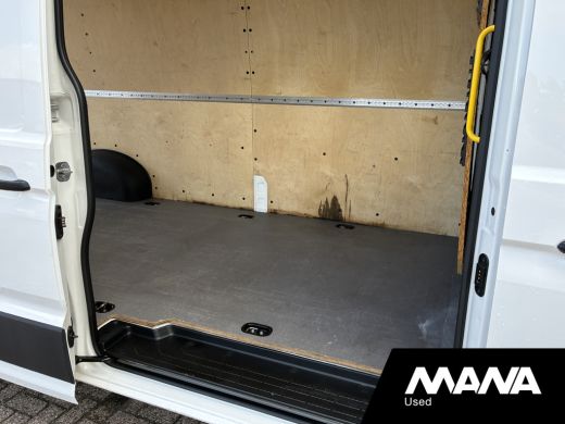 Volkswagen Crafter 35 2.0 TDI L4H3 Airco Camera Sensoren ActivLease financial lease