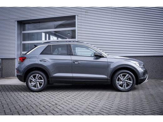 Volkswagen T-Roc 1.0 TSI Life 75 Edition | Achteruitrijcamera | Airco | Cruise control adaptief ActivLease financial lease