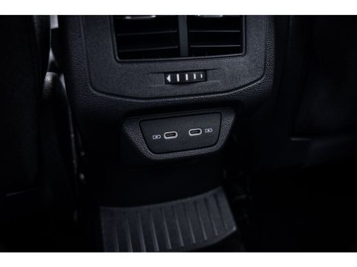 Volkswagen T-Roc 1.0 TSI Life 75 Edition | Achteruitrijcamera | Airco | Cruise control adaptief ActivLease financial lease