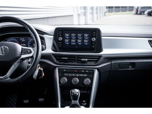 Volkswagen T-Roc 1.0 TSI Life 75 Edition | Achteruitrijcamera | Airco | Cruise control adaptief ActivLease financial lease