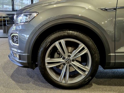 Volkswagen T-Roc 1.5 TSI Sport Business R Panorama | Camera | LED | Trekhaak | Zeer nette auto ActivLease financial lease