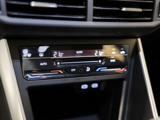 Volkswagen Taigo 1.0 TSI Life / 95pk / Achteruitrij camera / Automatische klimaatregeling / NAP / Dealer onderhoud... ActivLease financial lease
