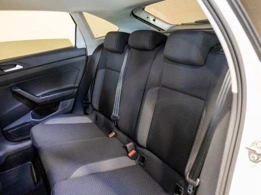 Volkswagen Taigo 1.0 TSI Life / 95pk / Achteruitrij camera / Automatische klimaatregeling / NAP / Dealer onderhoud... ActivLease financial lease