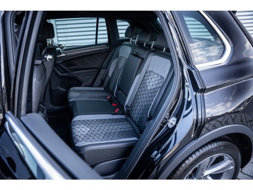 Volkswagen Tiguan 1.5 TSI R-Line Business+ | Achteruitrijcamera | Afneembare trekhaak | Elektrisch bedienbare achte... ActivLease financial lease