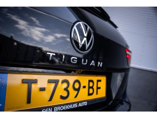 Volkswagen Tiguan 1.5 TSI R-Line Business+ | Achteruitrijcamera | Afneembare trekhaak | Elektrisch bedienbare achte... ActivLease financial lease