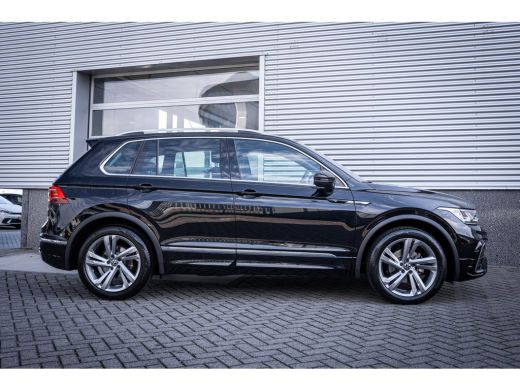 Volkswagen Tiguan 1.5 TSI R-Line Business+ | Achteruitrijcamera | Afneembare trekhaak | Elektrisch bedienbare achte... ActivLease financial lease