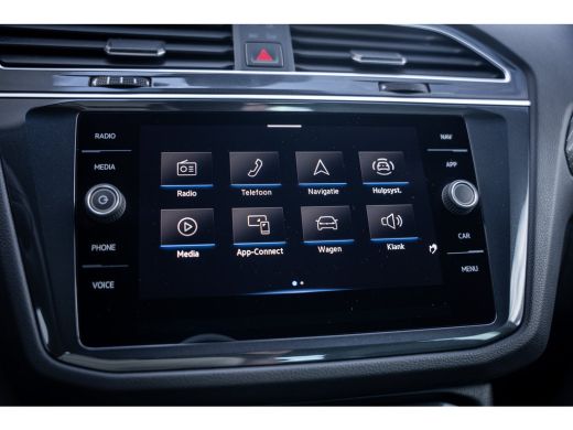 Volkswagen Tiguan 1.5 TSI R-Line Business+ | Achteruitrijcamera | Afneembare trekhaak | Elektrisch bedienbare achte... ActivLease financial lease