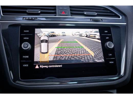 Volkswagen Tiguan 1.5 TSI R-Line Business+ | Achteruitrijcamera | Afneembare trekhaak | Elektrisch bedienbare achte... ActivLease financial lease