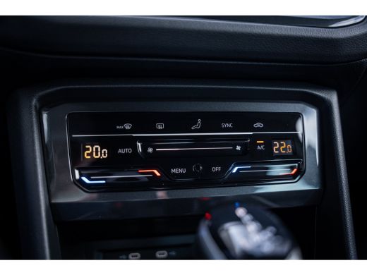 Volkswagen Tiguan 1.5 TSI R-Line Business+ | Achteruitrijcamera | Afneembare trekhaak | Elektrisch bedienbare achte... ActivLease financial lease