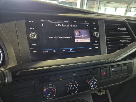 Volkswagen Transporter 2.0 TDI L2H1 3-Zits Navigatie | Sidebars | Cruise ActivLease financial lease