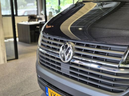 Volkswagen Transporter 2.0 TDI L2H1 3-Zits Navigatie | Sidebars | Cruise ActivLease financial lease