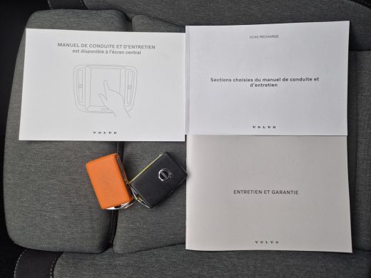 Volvo  XC40 1.5 T5 Recharge Plus Dark / All season banden / Harman/Kardon Audio Systeem / Park Assist Pack & ... ActivLease financial lease