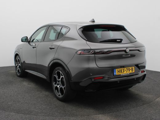 Alfa Romeo Tonale 1.5T Hybrid Veloce | Achterbank met armsteun en skiluik | Achteruitrij assistent | Achteruitrijca... ActivLease financial lease