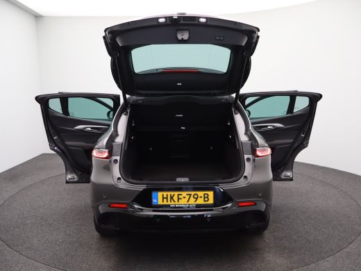 Alfa Romeo Tonale 1.5T Hybrid Veloce | Achterbank met armsteun en skiluik | Achteruitrij assistent | Achteruitrijca... ActivLease financial lease