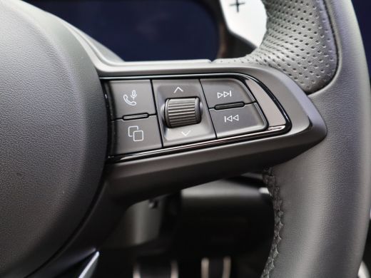 Alfa Romeo Tonale 1.5T Hybrid Veloce | Achterbank met armsteun en skiluik | Achteruitrij assistent | Achteruitrijca... ActivLease financial lease