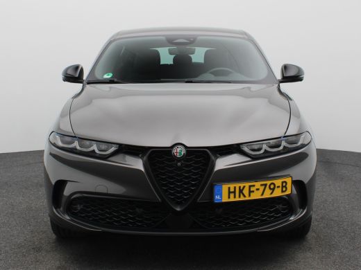 Alfa Romeo Tonale 1.5T Hybrid Veloce | Achterbank met armsteun en skiluik | Achteruitrij assistent | Achteruitrijca... ActivLease financial lease