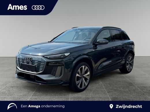 Audi Q6 e-tron S edition 83 kWh 252pk Stoelverwarming voor en achter | Park assist plus | Adaptive cruise control ActivLease financial lease