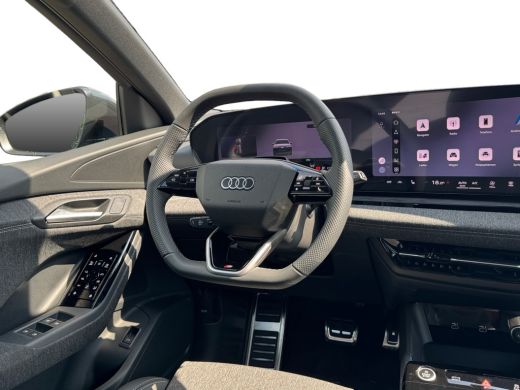 Audi Q6 e-tron S edition 83 kWh 252pk Stoelverwarming voor en achter | Park assist plus | Adaptive cruise control ActivLease financial lease