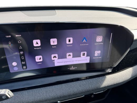 Audi Q6 e-tron S edition 83 kWh 252pk Stoelverwarming voor en achter | Park assist plus | Adaptive cruise control ActivLease financial lease