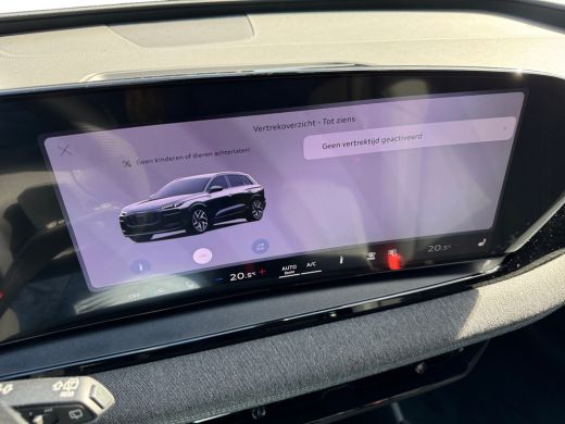 Audi Q6 e-tron S edition 83 kWh 252pk Stoelverwarming voor en achter | Park assist plus | Adaptive cruise control ActivLease financial lease
