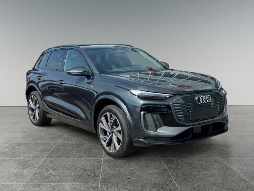 Audi Q6 e-tron S edition 83 kWh 252pk Stoelverwarming voor en achter | Park assist plus | Adaptive cruise control ActivLease financial lease