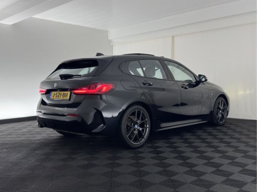 BMW 1 Serie 118i M-Sport-Styling High Executive Edition (INCL-BTW) Aut.*PANO | FULL-LED | DIGI-COCKPIT | HIFI... ActivLease financial lease