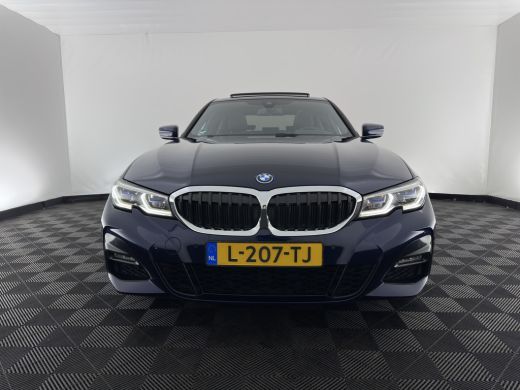 BMW 3 Serie 320e M-Sport-Styling Business Edition Plus (Plug-In) {SoH-88%} (INCL-BTW) Aut. * PANO | LEATHER |... ActivLease financial lease