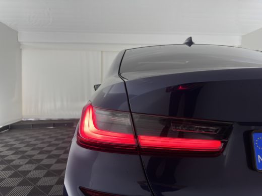 BMW 3 Serie 320e M-Sport-Styling Business Edition Plus (Plug-In) {SoH-88%} (INCL-BTW) Aut. * PANO | LEATHER |... ActivLease financial lease