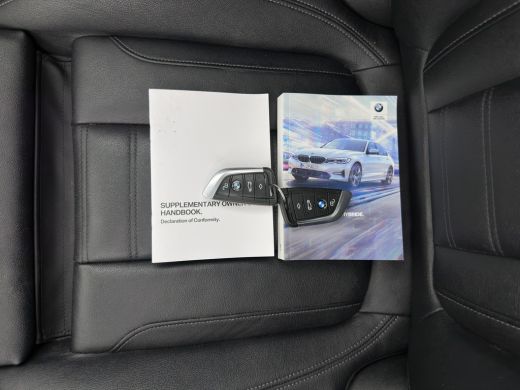 BMW 3 Serie 320e M-Sport-Styling Business Edition Plus (Plug-In) {SoH-88%} (INCL-BTW) Aut. * PANO | LEATHER |... ActivLease financial lease