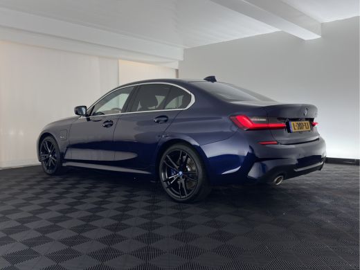 BMW 3 Serie 320e M-Sport-Styling Business Edition Plus (Plug-In) {SoH-88%} (INCL-BTW) Aut. * PANO | LEATHER |... ActivLease financial lease