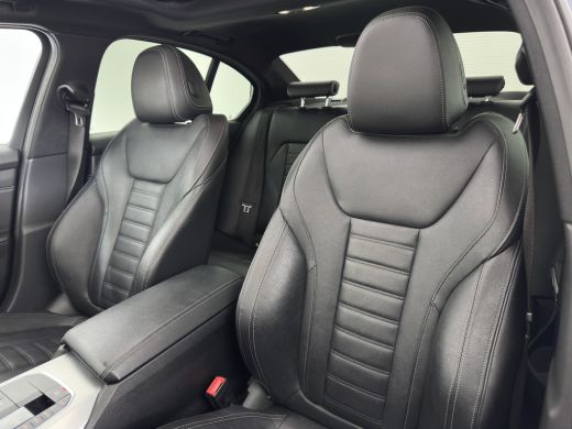 BMW 3 Serie 320e M-Sport-Styling Business Edition Plus (Plug-In) {SoH-88%} (INCL-BTW) Aut. * PANO | LEATHER |... ActivLease financial lease