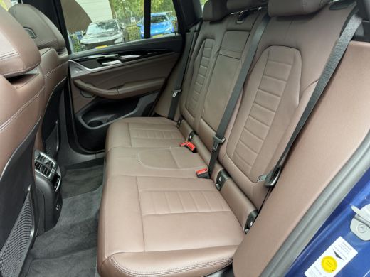 BMW iX3 High Executive 80 kWh M-SPORT SHADOW| SOH 99%| VAN: 43.900,- VOOR: 40.877,- UW HERFSTVOORDEEL: 3... ActivLease financial lease
