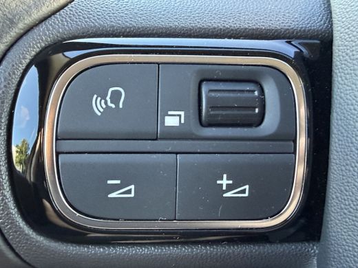 Citroën C3 110pk Shine (Camera - Keyless Entry - LED - Automatische Airco - Navigatie - Apple Carplay) ActivLease financial lease