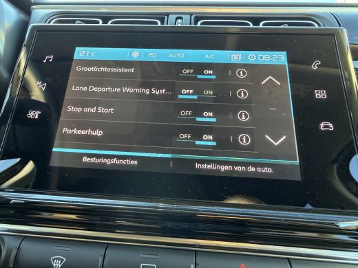 Citroën C3 110pk Shine (Camera - Keyless Entry - LED - Automatische Airco - Navigatie - Apple Carplay) ActivLease financial lease