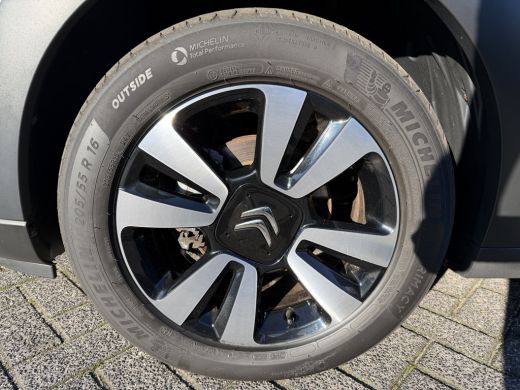 Citroën C3 110pk Shine (Camera - Keyless Entry - LED - Automatische Airco - Navigatie - Apple Carplay) ActivLease financial lease