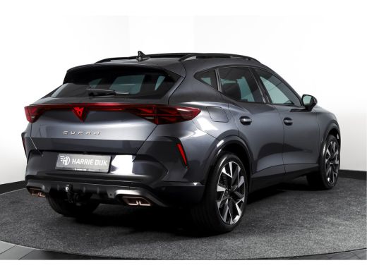CUPRA Formentor 1.5 TSI e-Hybrid 204 PK Business | S/K-Panodak | Matrix Led | Elek Trekhaak | Dig. Cockpit | Adap... ActivLease financial lease