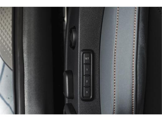 CUPRA Formentor 1.5 TSI e-Hybrid 272 PK VZ Extreme | S/k-Panodak | Dig. Cockpit | Adapt. Cruise | Stoel-+ Stuurve... ActivLease financial lease