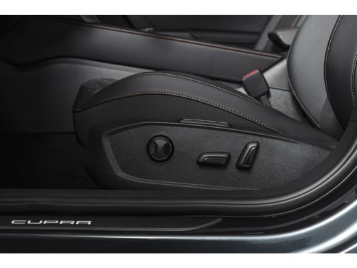 CUPRA Formentor 1.5 TSI e-Hybrid 272 PK VZ Performance | S/K-Panodak | Dig. Cockpit | Adapt. Cruise | Stoel-+Stuu... ActivLease financial lease