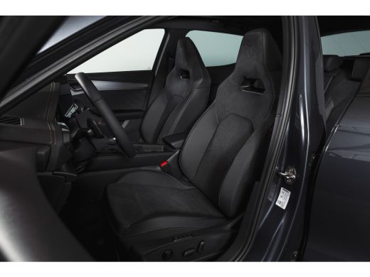 CUPRA Formentor 1.5 TSI e-Hybrid 272 PK VZ Performance | S/K-Panodak | Dig. Cockpit | Adapt. Cruise | Stoel-+Stuu... ActivLease financial lease