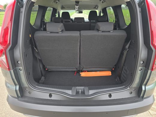 Dacia Jogger 1.6 Hybrid Extreme 7p. - 140 Pk - Navi - ParkeerCamera ActivLease financial lease