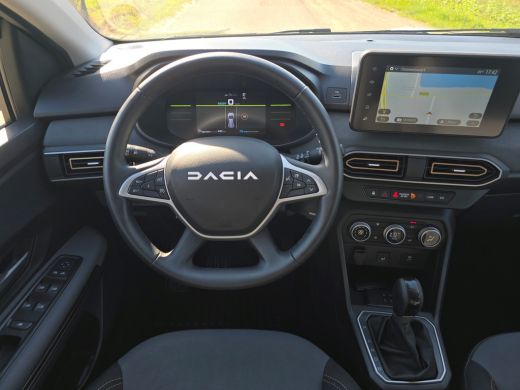 Dacia Jogger 1.6 Hybrid Extreme 7p. - 140 Pk - Navi - ParkeerCamera ActivLease financial lease