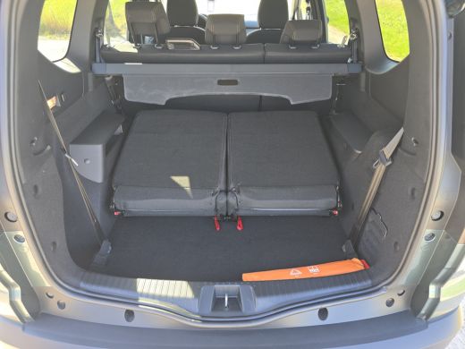 Dacia Jogger 1.6 Hybrid Extreme 7p. - 140 Pk - Navi - ParkeerCamera ActivLease financial lease