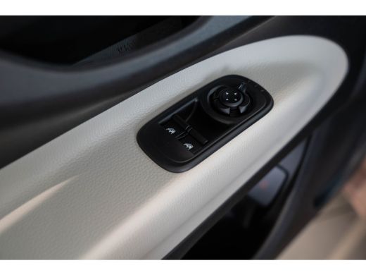 Fiat 500 1.0 Hybrid La Prima | Tot 8 Jaar Garantie | Camera | Panoramadak | Lederen bekleding | Navigatie ... ActivLease financial lease