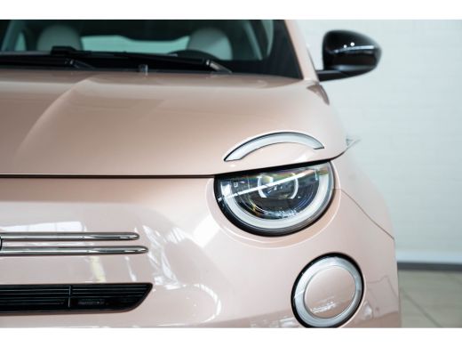 Fiat 500 1.0 Hybrid La Prima | Tot 8 Jaar Garantie | Camera | Panoramadak | Lederen bekleding | Navigatie ... ActivLease financial lease