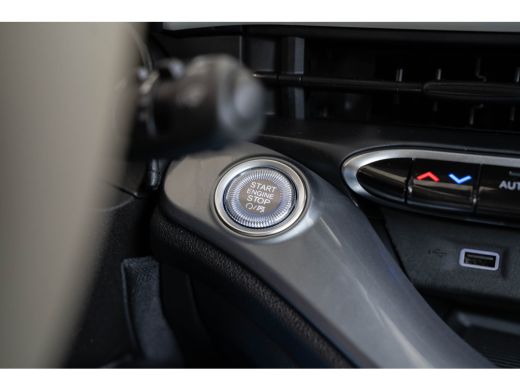 Fiat 500 1.0 Hybrid La Prima | Tot 8 Jaar Garantie | Camera | Panoramadak | Lederen bekleding | Navigatie ... ActivLease financial lease