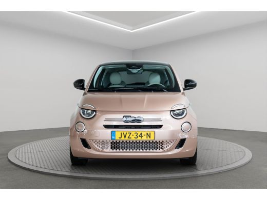 Fiat 500 1.0 Hybrid La Prima | Tot 8 Jaar Garantie | Camera | Panoramadak | Lederen bekleding | Navigatie ... ActivLease financial lease