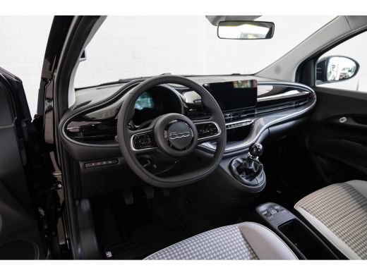 Fiat 500 1.0 Hybrid Torino Launch Edition | Climate Controle | Apple Carplay & Android Auto | Parkeersenso... ActivLease financial lease