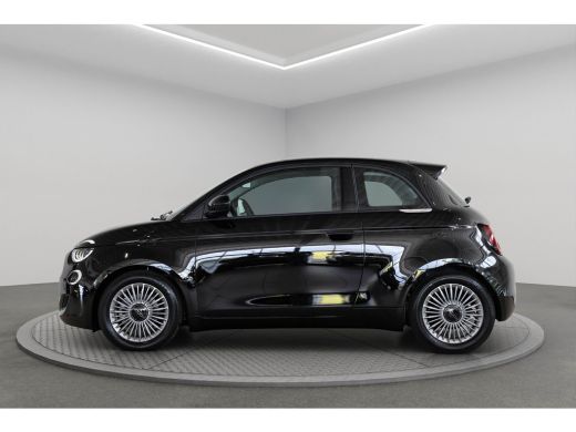 Fiat 500 1.0 Hybrid Torino Launch Edition | Climate Controle | Apple Carplay & Android Auto | Parkeersenso... ActivLease financial lease