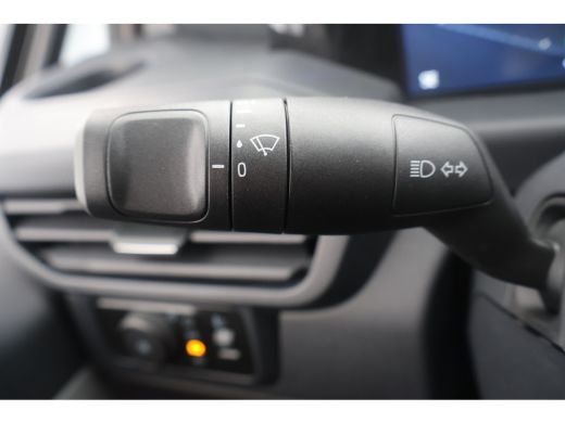 Ford E-Transit Custom L2 H1 Limited 71 kWh 218pk 2x schuifdeur Pro Power ActivLease financial lease