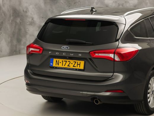 Ford Focus 1.0 EcoBoost Titanium X Sport Automaat (APPLE CARPLAY, GROOT NAVI, CAMERA, STUUR/STOELVERWARMING,... ActivLease financial lease